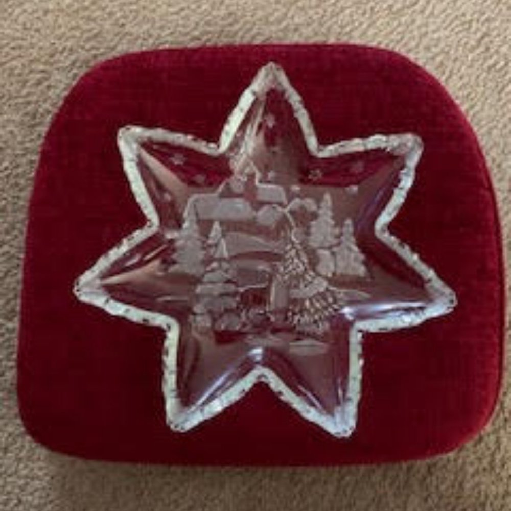 Lead crystal star etched xmas dish